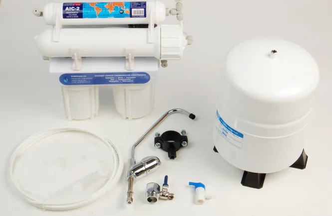 Hovedbilde Vannrenser AquaPro 604 RO m/4 liter tank
